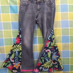 2306 Jeaniemade Size 11/12 Wrangler Stretch Bell-Bottoms